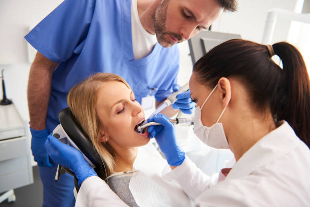 Best Root Canal Treatment  in Crystal Lawns, IL