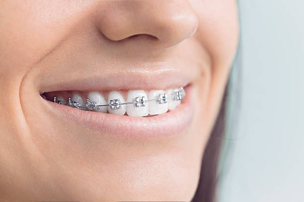 Best Tooth Extraction  in Crystal Lawns, IL